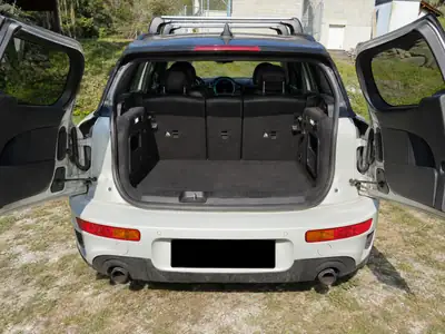 MINI Clubman Cooper S All4 — Compacte polyvalente 6 portes, traction intégrale et tête haute — exterior view