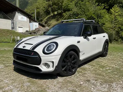 MINI Clubman Cooper S All4 — Compacte polyvalente 6 portes, traction intégrale et tête haute — detail