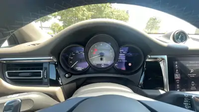 Porsche Macan 2.9 V6 S — Performance et polyvalence, 114'000 km seulement — Detail