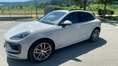 Porsche Macan 2.9 V6 S — Performance et polyvalence, 114'000 km seulement — Innenraum