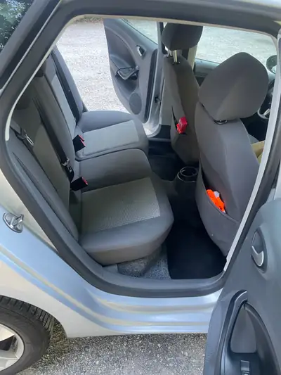 SEAT Ibiza 1.6 TDI 90 — Citadine fiable, moteur diesel économe, sans accident — détail