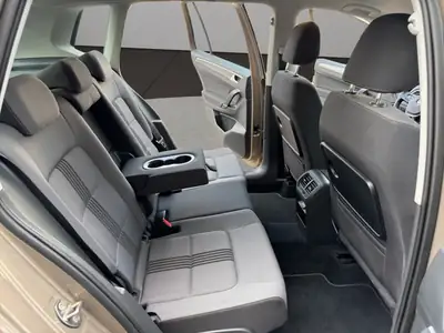 VW Golf Sportsvan 1.4 TSI Allstar — Monospace familial spacieux, navigation intégrée — Miniature 18