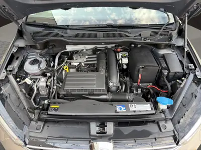 VW Golf Sportsvan 1.4 TSI Allstar — Monospace familial spacieux, navigation intégrée — Miniature 20