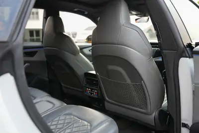 Audi Q8 55 TFSI S-line quattro ABT — 408 ch, suspension pneumatique, faible kilométrage — Miniatura 13