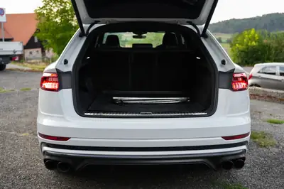 Audi Q8 55 TFSI S-line quattro ABT — 408 ch, suspension pneumatique, faible kilométrage — Miniatura 16