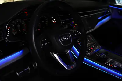Audi Q8 55 TFSI S-line quattro ABT — 408 ch, suspension pneumatique, faible kilométrage — Miniatura 19