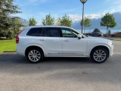 Volvo XC90 2.0 T5 Inscription 7 places — SUV premium 250 ch, 120'000 km — côté