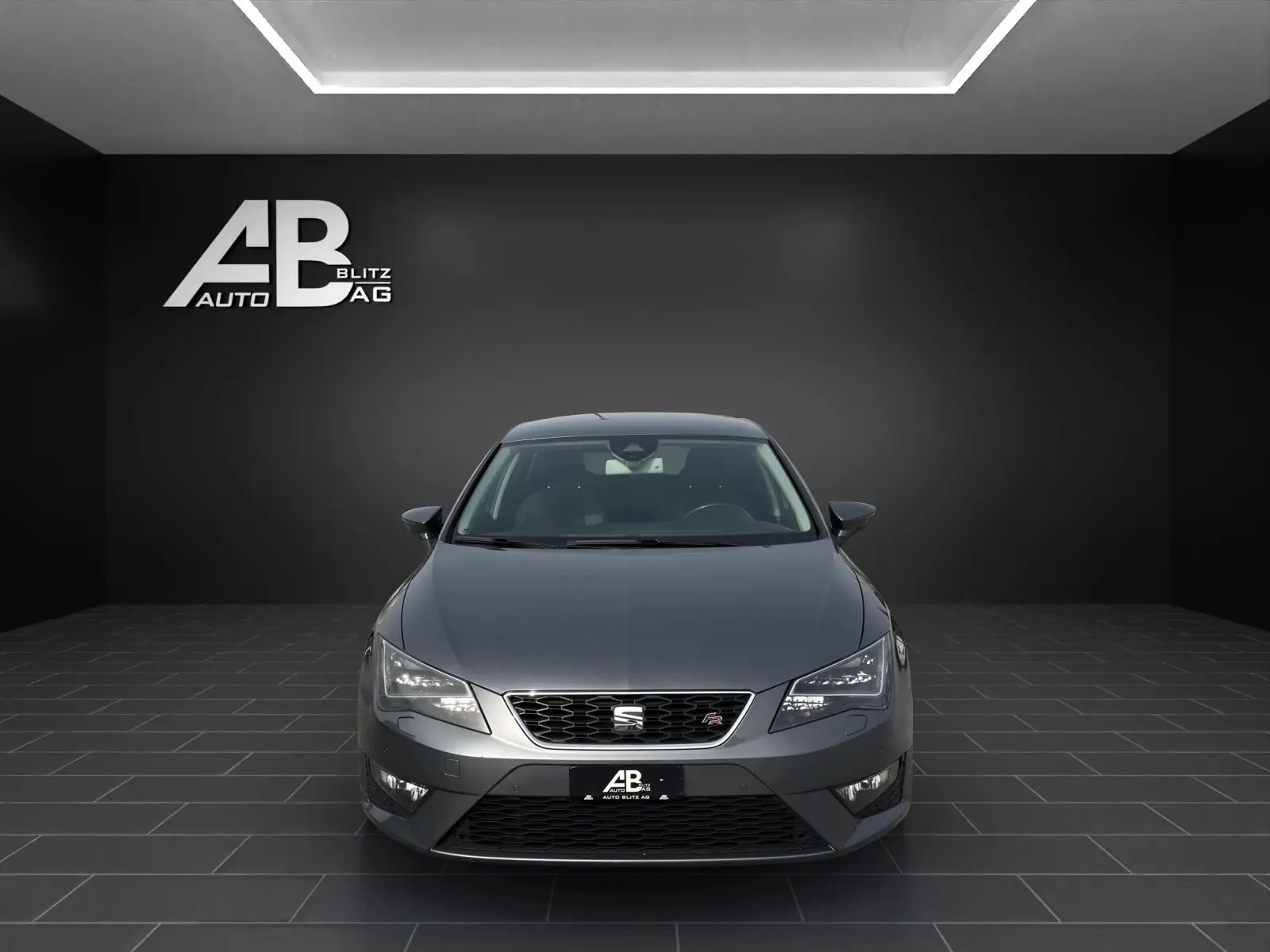 SEAT Leon 1.8 TSI 180 ch — Berline sportive fiable, sans sinistre, 205 000 km