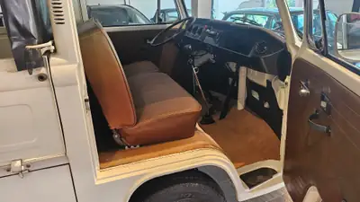 VW T2 Pickup 1972 — Classique emblématique, contrôle vétéran, état d'origine — Miniature 15