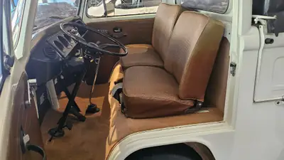 VW T2 Pickup 1972 — Classique emblématique, contrôle vétéran, état d'origine — Miniature 14