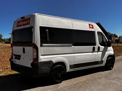 Peugeot Boxer 2.2 HDI 130 — Minibus 9 places, caméra de recul et chauffage intégré — détail