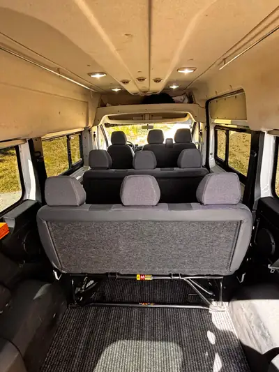 Peugeot Boxer 2.2 HDI 130 — Minibus 9 places, caméra de recul et chauffage intégré — Miniature 10