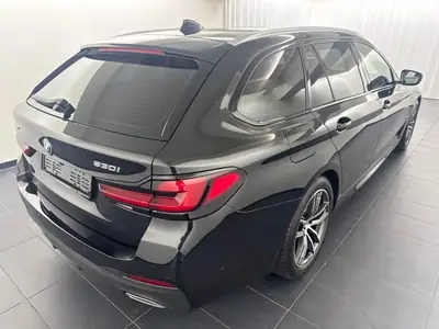BMW 530i xDrive Touring M Sport — Break sportif 4x4, 20'300 km seulement — arrière