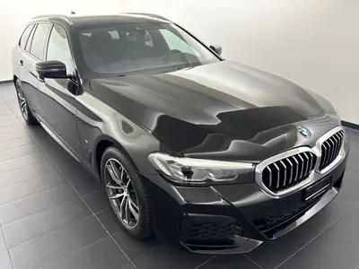 BMW 530i xDrive Touring M Sport — Break sportif 4x4, 20'300 km seulement — intérieur