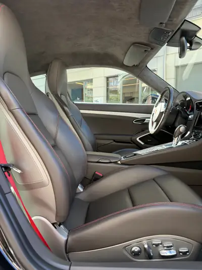 Porsche 911 Carrera 4 PDK — Icône sportive tous terrains, première main, 46 500 km — Miniature 9