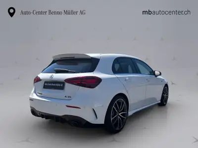 Mercedes-Benz A 35 AMG 4matic — Berline sportive haute performance, quasi neuve — détail