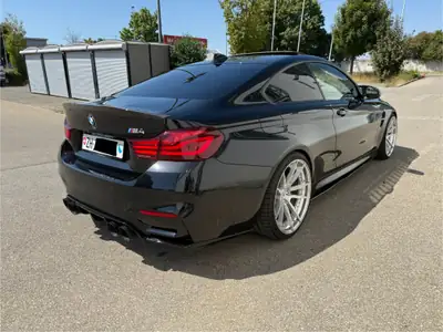 BMW M4 Coupé — Sportive haute performance, 60'000 km, intérieur cuir rouge — Detail