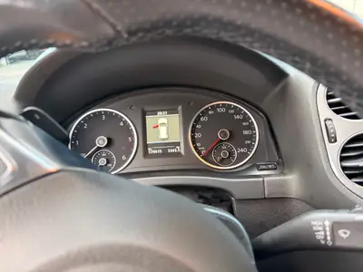 VW Tiguan 2.0 TDI 177 ch — SUV robuste, transmission DSG, 180 000 km — détail