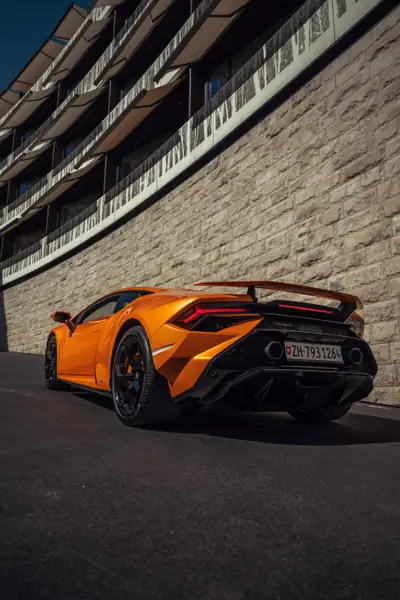 Lamborghini Huracán 5.2 Tecnica 60th Anniversary — V10 Biturbo Rare, Spec Suisse — vue extérieure