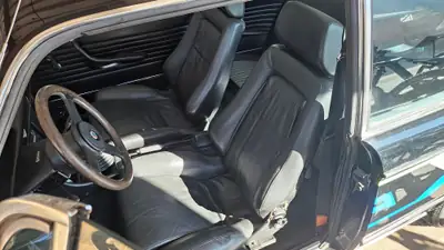 BMW 2002 TII 1973 — L'icône sportive des années 70, 60'000 km seulement — intérieur