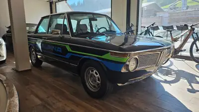 BMW 2002 TII 1973 — L'icône sportive des années 70, 60'000 km seulement — Miniature 11