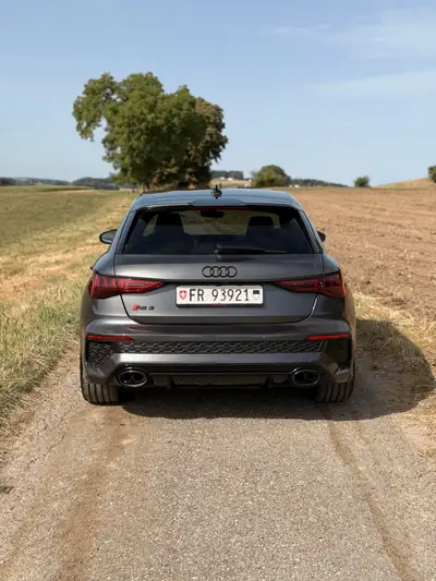 Audi RS3 2.5 TFSI Quattro — 400 ch, sportive allemande d'exception, 5600 km — arrière