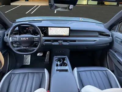 Kia EV9 99.8 kWh GT-Line 4x4 — SUV électrique 7 places, 385 ch, très peu roulé — Miniature 13