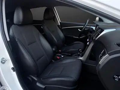 Hyundai i30 Wagon 1.6 CRDi — Break diesel robuste, première main, entretien à jour — Miniature 9