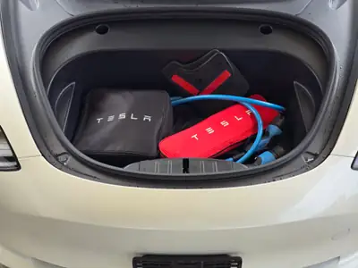 Tesla Model 3 Standard Range Plus — Électrique performante, 52'000 km seulement — Miniature 10