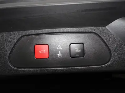 Opel Grandland X 1.6 Hybrid4 Ultimate — SUV rechargeable, 45'390 km, traction intégrale — Miniature 18