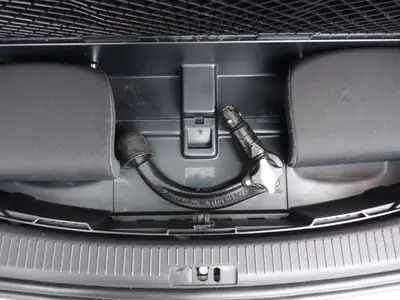 VW Touran 1.4 TSI Cup — Monospace 7 places fiable, consommation maîtrisée — Miniature 17