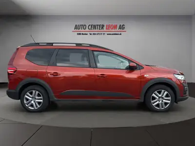 Dacia Jogger TCe 110 Comfort — 7 places, familial spacieux et économique — Miniature 7