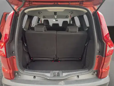 Dacia Jogger TCe 110 Comfort — 7 places, familial spacieux et économique — Miniature 21