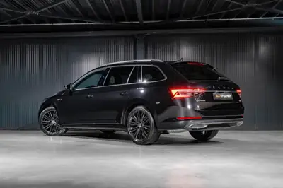 Skoda Superb Combi 2.0 TDi L&K 4x4 — Monospace diesel premium, 74 250 km, transmission DSG — côté