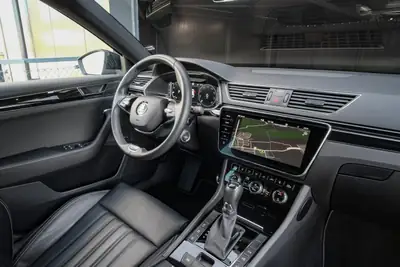 Skoda Superb Combi 2.0 TDi L&K 4x4 — Monospace diesel premium, 74 250 km, transmission DSG — Miniature 14