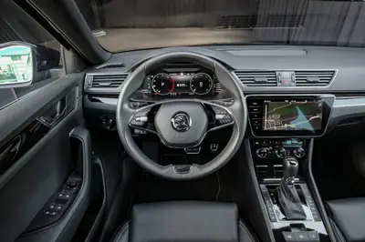 Skoda Superb Combi 2.0 TDi L&K 4x4 — Monospace diesel premium, 74 250 km, transmission DSG — Miniature 16