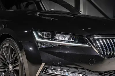 Skoda Superb Combi 2.0 TDi L&K 4x4 — Monospace diesel premium, 74 250 km, transmission DSG — Miniature 27