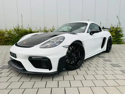 Porsche 718 Cayman GT4 RS PDK Weissach — 500 ch, kilométrage neuf, garantie Porsche — côté