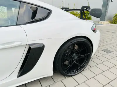 Porsche 718 Cayman GT4 RS PDK Weissach — 500 ch, kilométrage neuf, garantie Porsche — Miniature 8