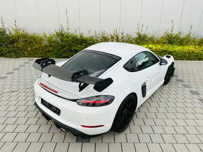 Porsche 718 Cayman GT4 RS PDK Weissach — 500 ch, kilométrage neuf, garantie Porsche — Miniature 13