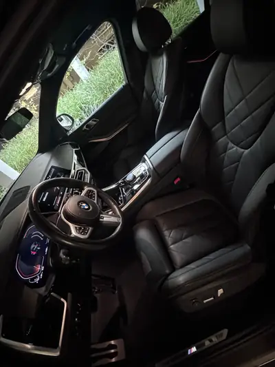 BMW X5 40i xDrive M-Sport 2023 — SUV Premium Hybride Léger, Seulement 51 000 km — cruscotto