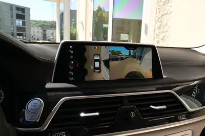 BMW 740d xDrive — Berline de prestige diesel, M-Paket, 320 ch — Miniature 13