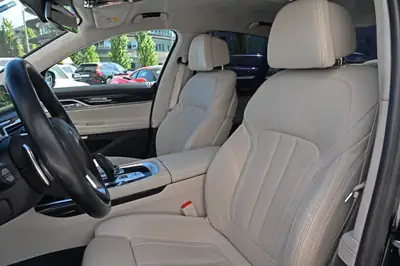 BMW 740d xDrive — Berline de prestige diesel, M-Paket, 320 ch — Miniature 20