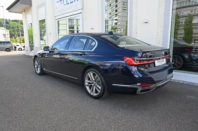 BMW 750i xDrive — Berline de prestige 530 ch, traction intégrale, faible kilométrage — Miniature 8