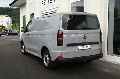 VW Transporter 4Motion — Utilitaire premium diesel avec transmission automatique et traction intégrale — Miniature 7