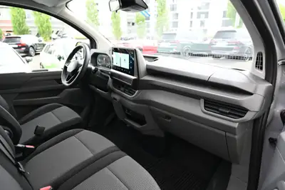 VW Transporter 4Motion — Utilitaire premium diesel avec transmission automatique et traction intégrale — Miniature 10