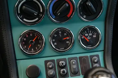 BMW Z3M Coupé 1999 — Sportive mythique, 321 ch et seulement 54'000 km — Miniature 17