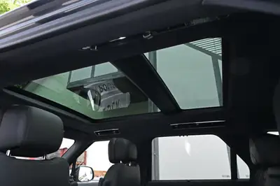 Range Rover Sport D300 MHEV 2023 — SUV premium hybride diesel, 29'000 km, Black Package — Miniature 21