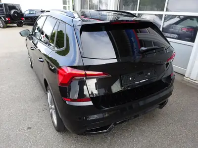 Skoda Kamiq 1.5 TSI Monte Carlo — SUV compact dynamique, toit panoramique et caméra — côté