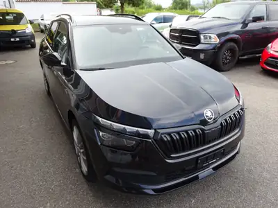 Skoda Kamiq 1.5 TSI Monte Carlo — SUV compact dynamique, toit panoramique et caméra — intérieur